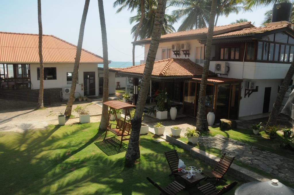 White Villa Resort Ахунгала Екстериор снимка