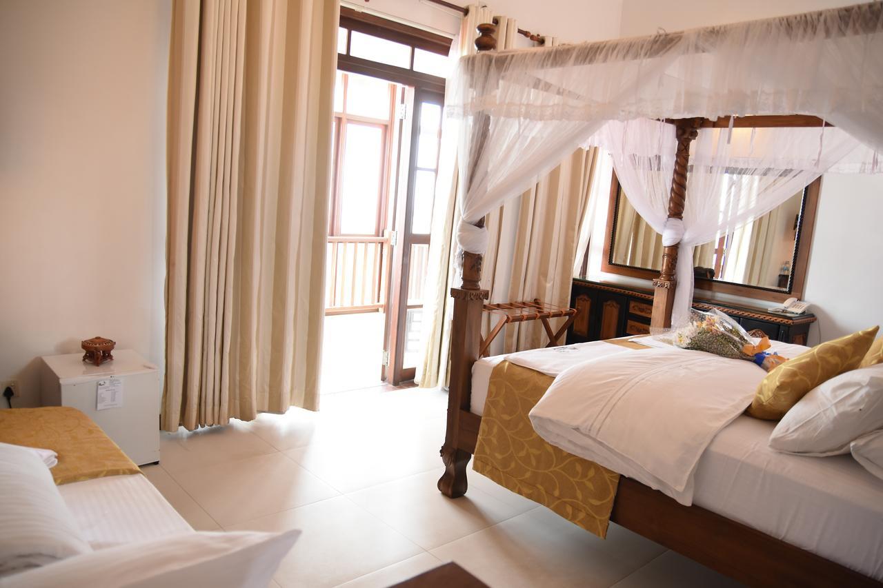 White Villa Resort Ахунгала Екстериор снимка