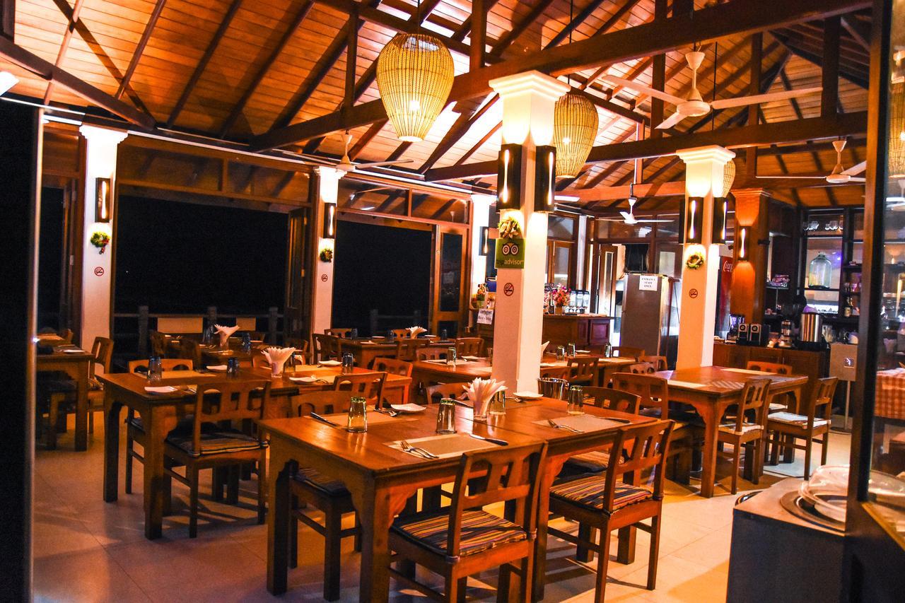 White Villa Resort Ахунгала Екстериор снимка